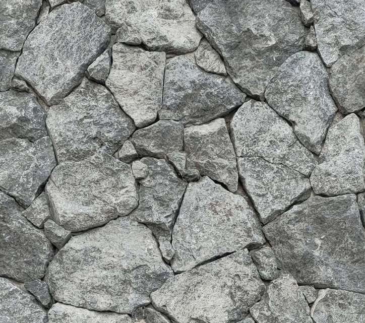 Rockface black marble: polygonal black marble pieces with cleft face