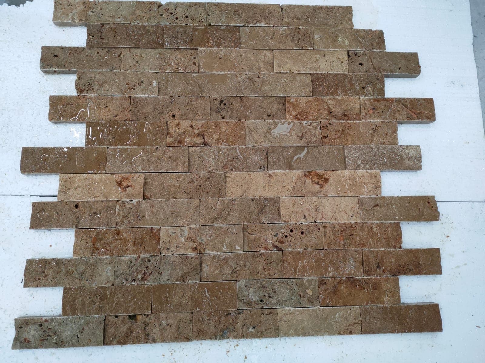 Splitface strips Noce: kleine noce strips van 5 × 15 cm